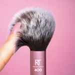 Real Techniques Ultra Plush Blush Makeup Brush - Image 4